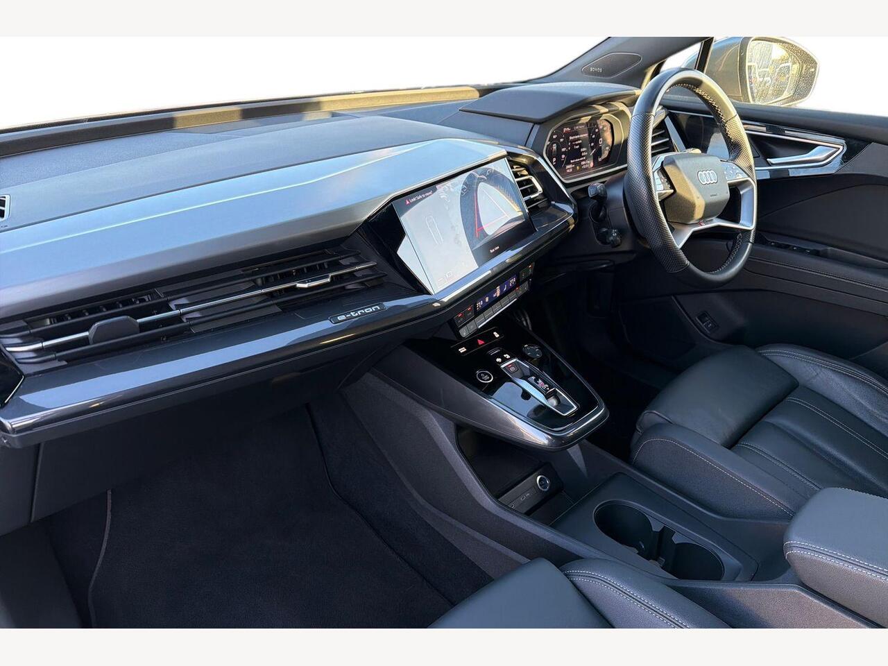 Used Audi Q4 e-tron 2022 for sale - 76900153: Photo 2