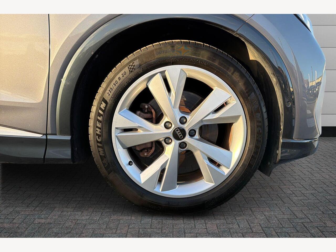 Used Audi Q4 e-tron 2022 for sale - 76900153: Photo 5