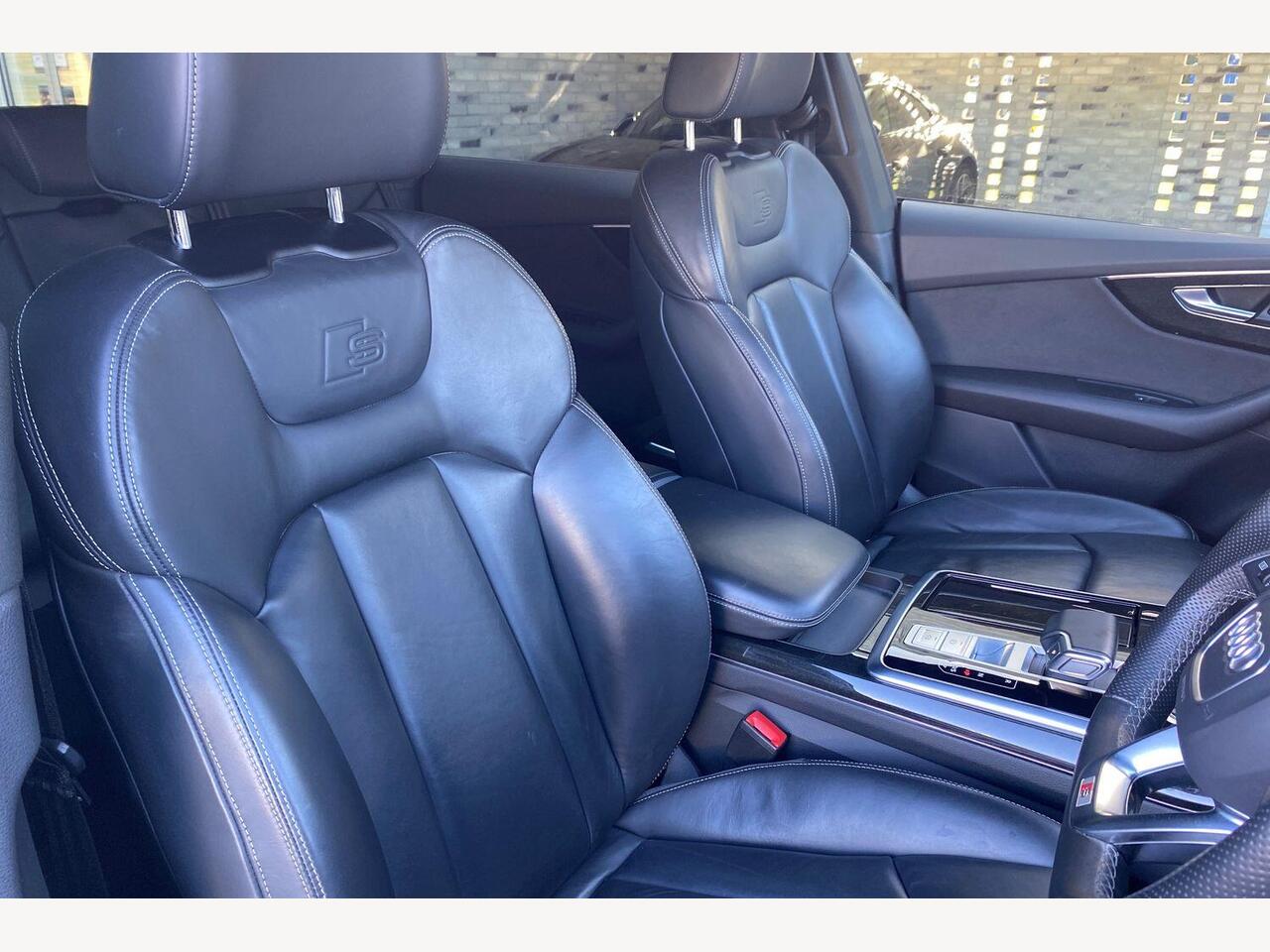 Used Audi Q8 2023 for sale - 76676181: Photo 16