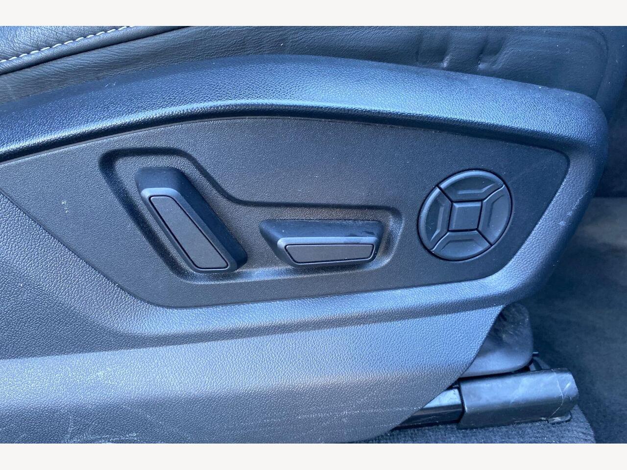 Used Audi Q8 2023 for sale - 76676181: Photo 17