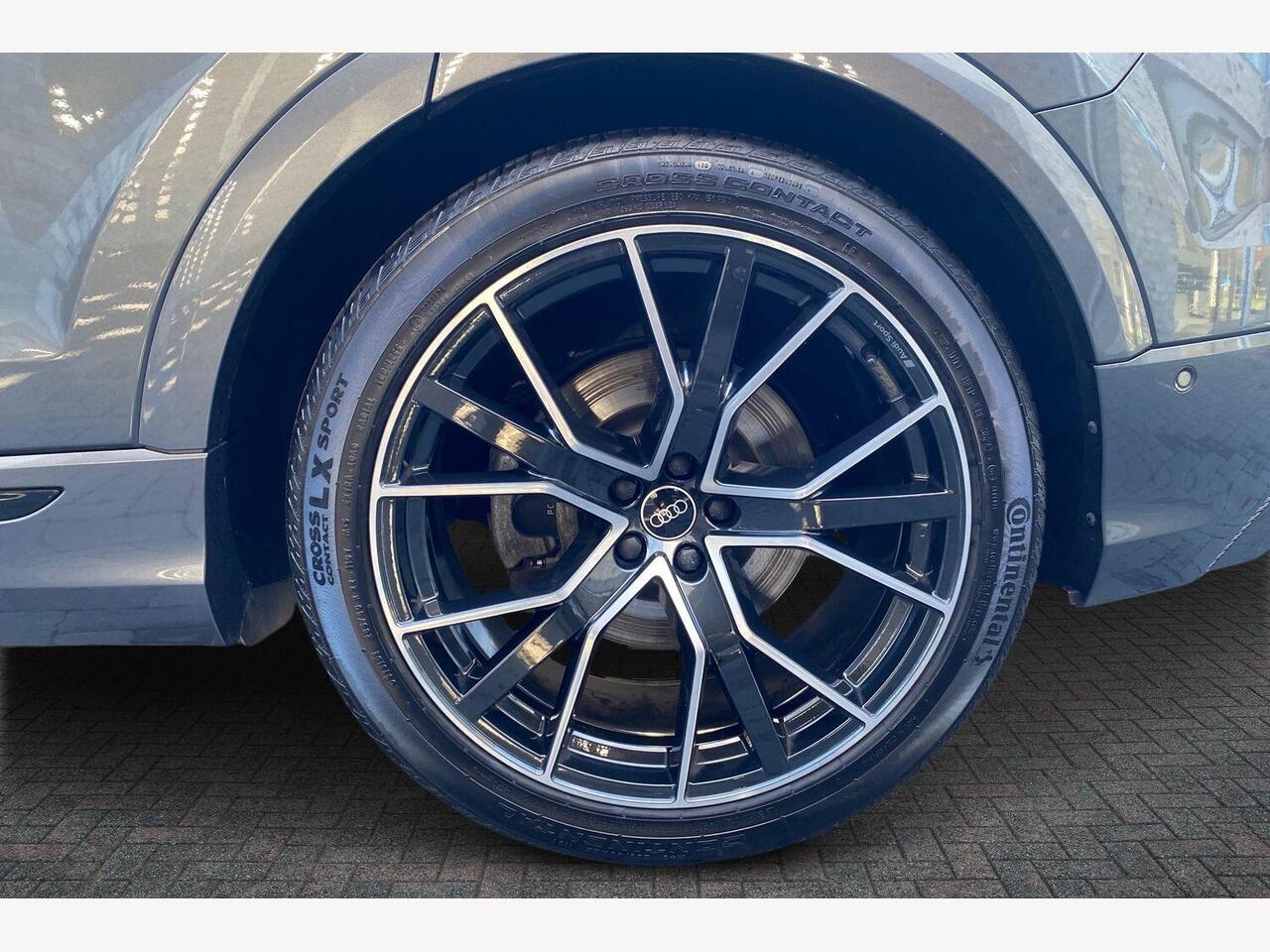 Used Audi Q8 2023 for sale - 76676181: Photo 5