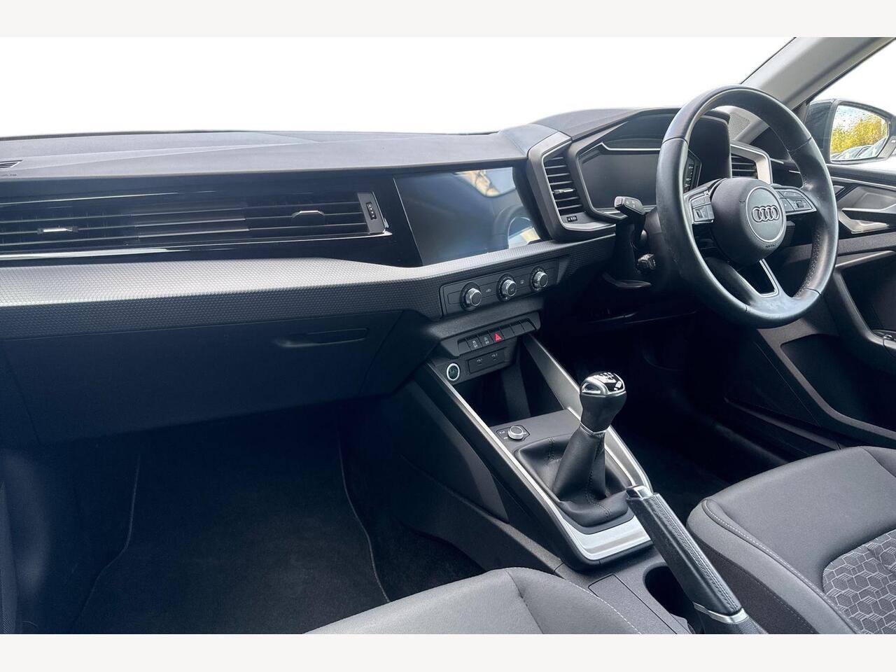 Used Audi A1 2021 for sale - 77009965: Photo 2