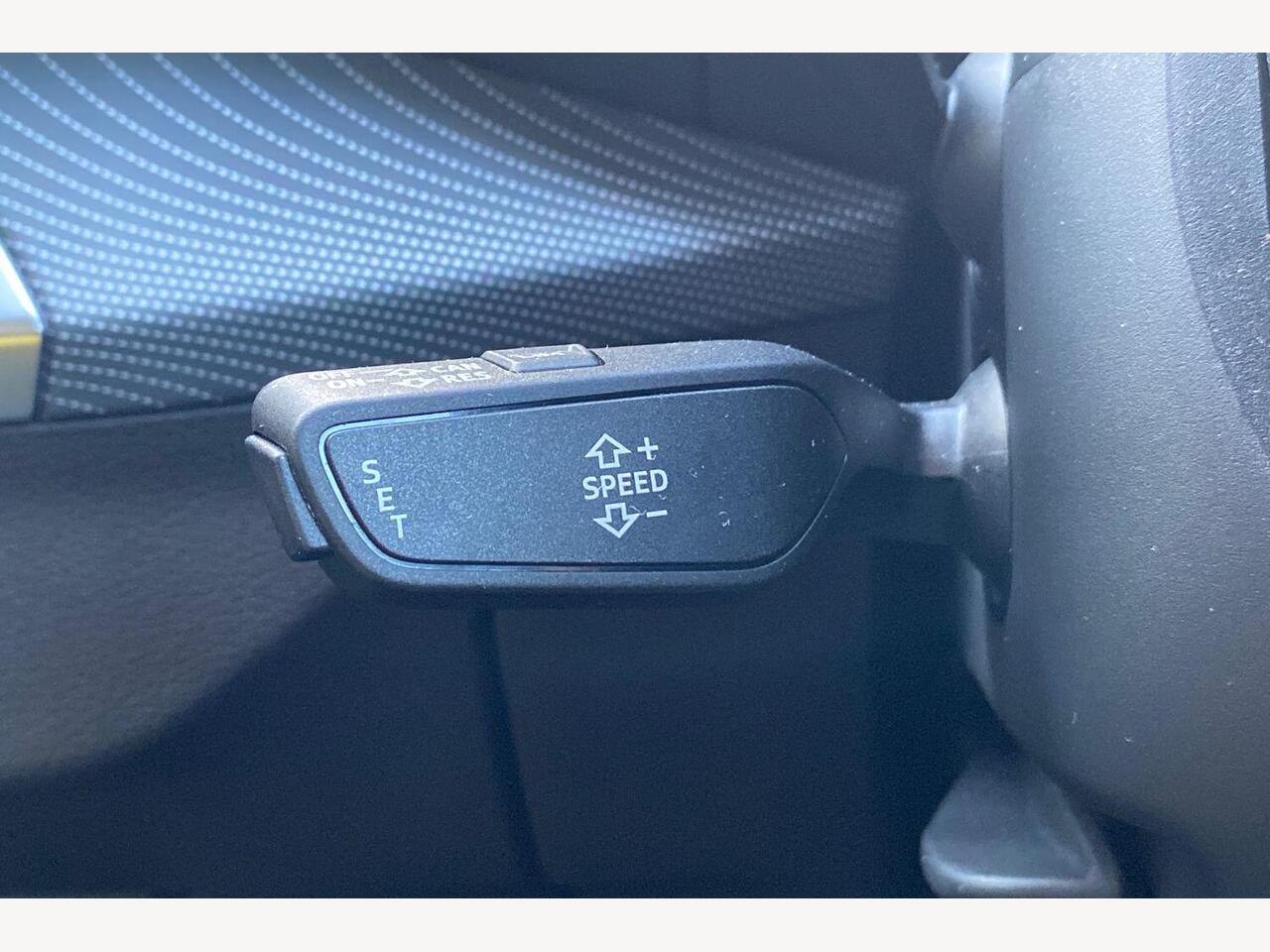 Used Audi Q2 2018 for sale - 76673641: Photo 25