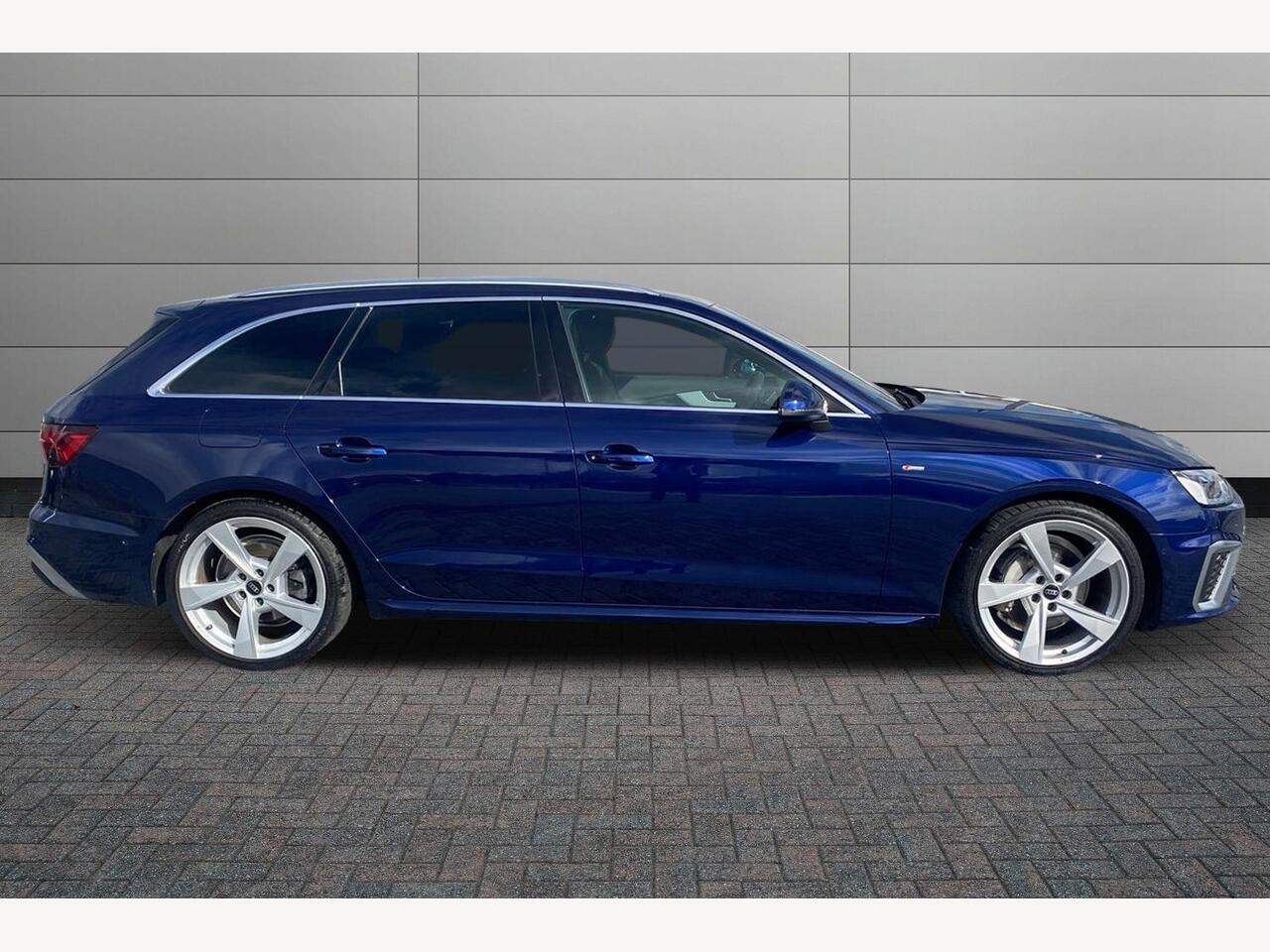 Used Audi A4 2024 for sale - 76677279: Photo 4