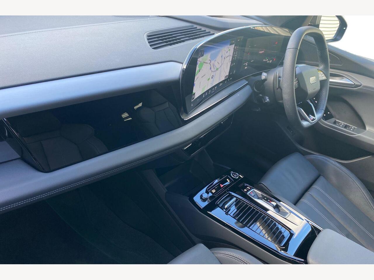 Used Audi Q6 e-tron 2025 for sale - 76679377: Photo 2