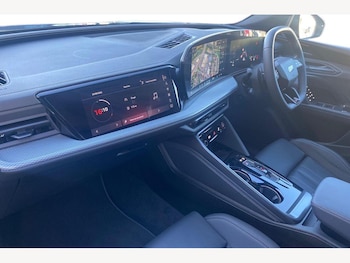 Used Audi Q5 2025 for sale - 76680208: Photo