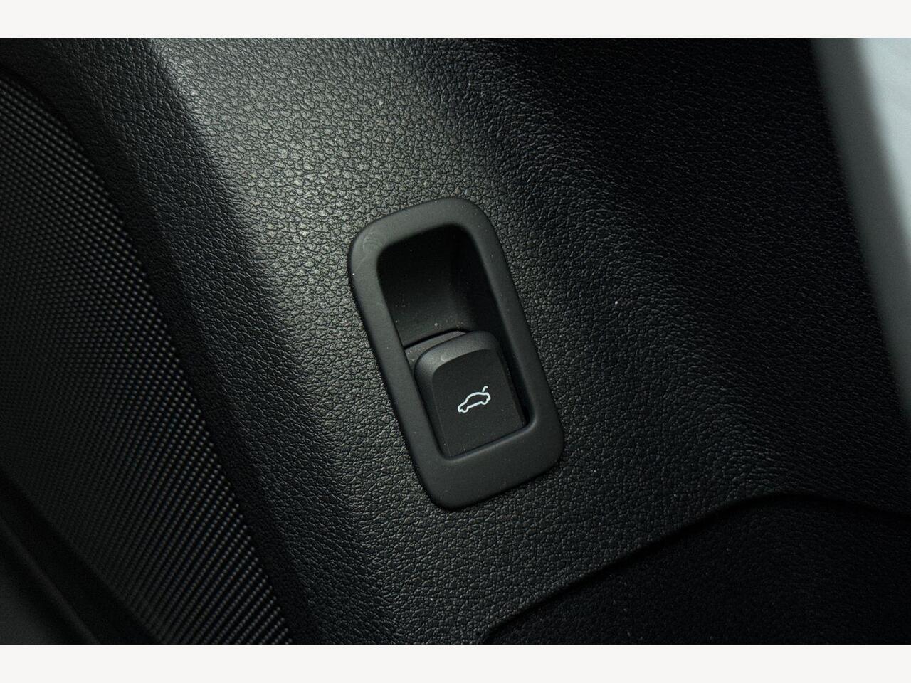 Used Audi Q2 2021 for sale - 77346501: Photo 21