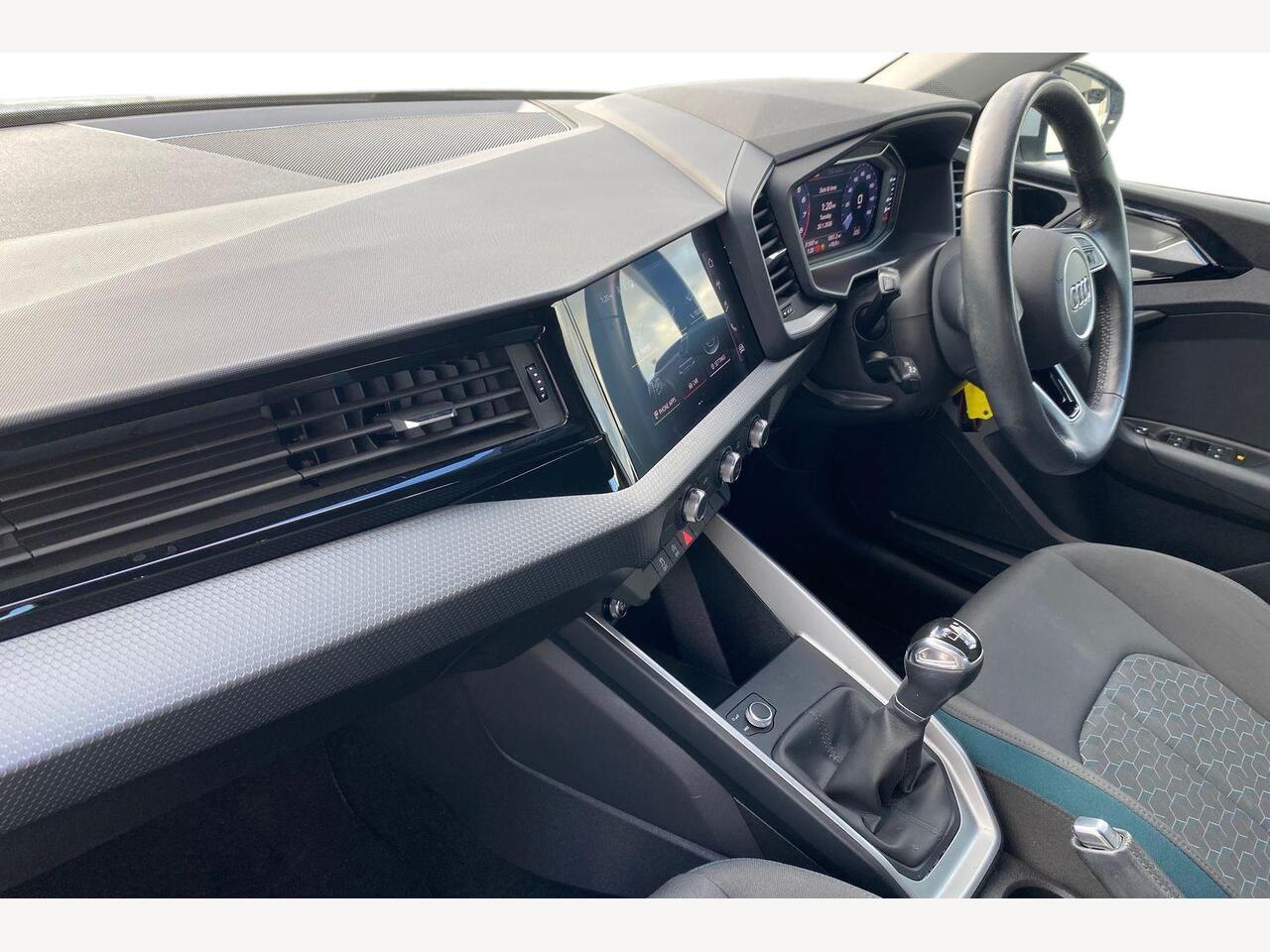 Used Audi A1 2021 for sale - 77600059: Photo 2