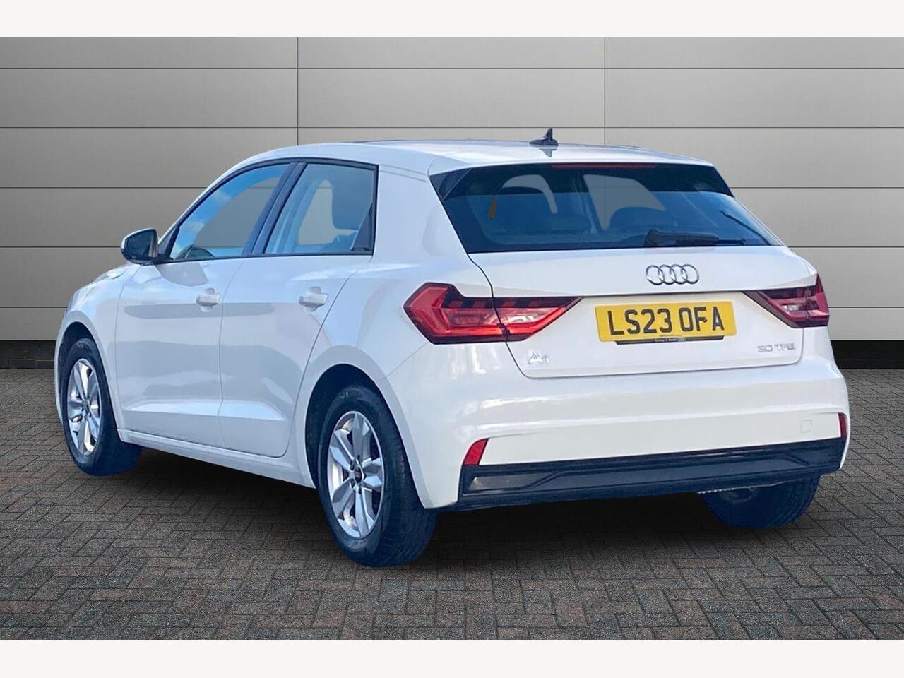 Used Audi A1 2023 for sale - 76676451: Photo 3