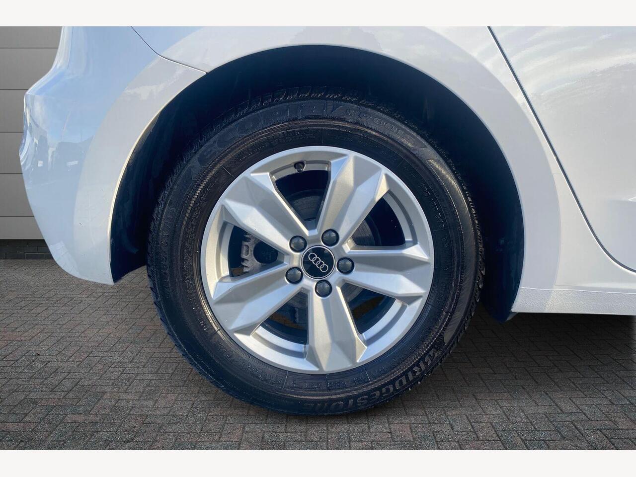 Used Audi A1 2023 for sale - 76676451: Photo 5