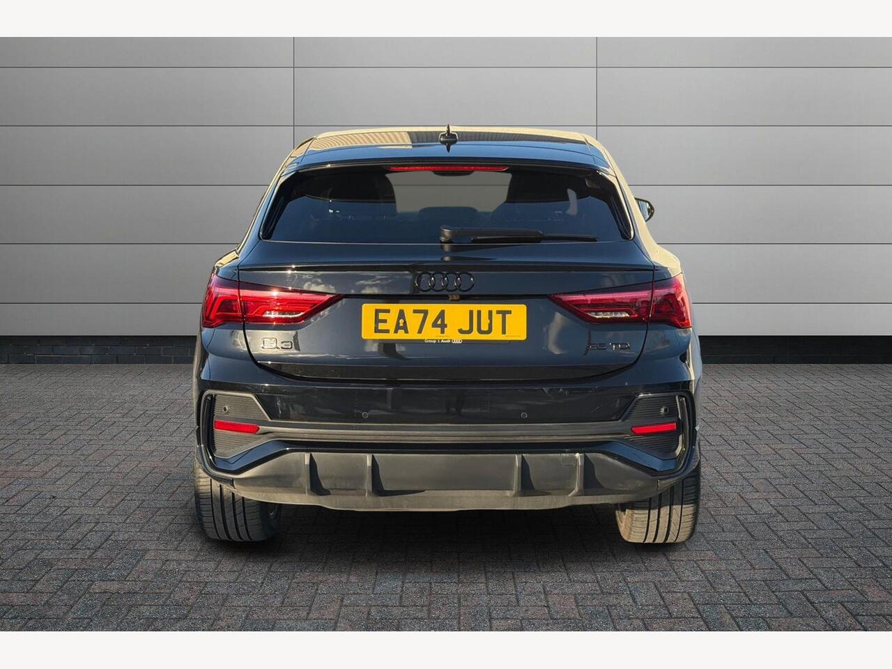 Used Audi Q3 2024 for sale - 76927650: Photo 11