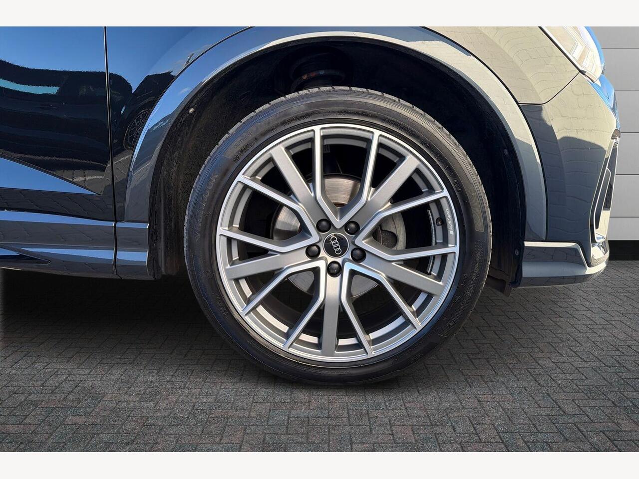 Used Audi Q3 2024 for sale - 76927650: Photo 5