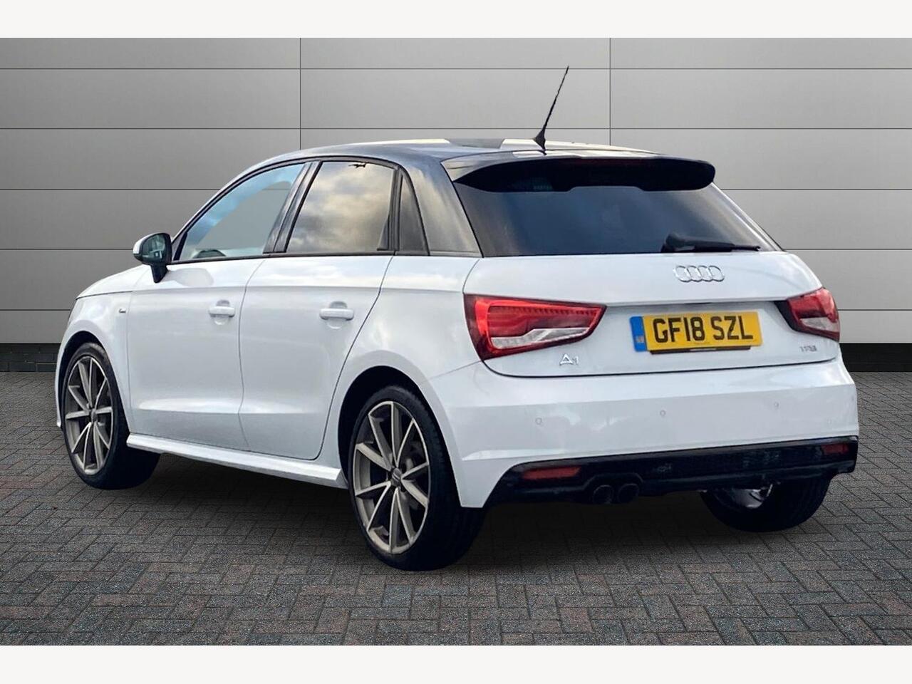 Used Audi A1 2018 for sale - 76673667: Photo 3