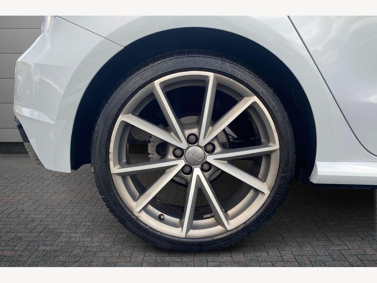 Used Audi A1 2018 for sale - 76673667: Photo 5