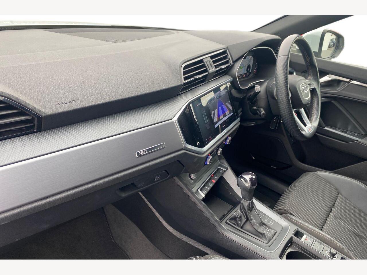 Used Audi Q3 2022 for sale - 77785836: Photo 2