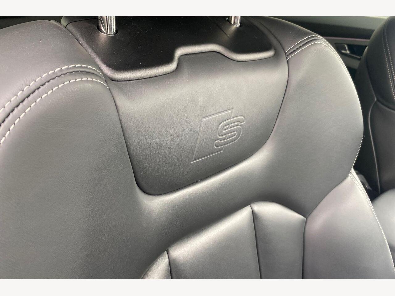 Used Audi Q8 2022 for sale - 77809812: Photo 17