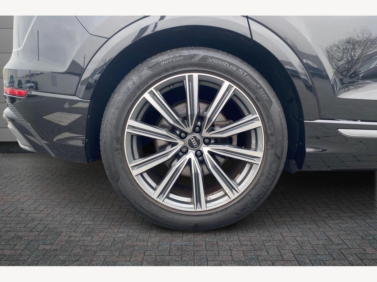 Used Audi Q8 2022 for sale - 77809812: Photo 5