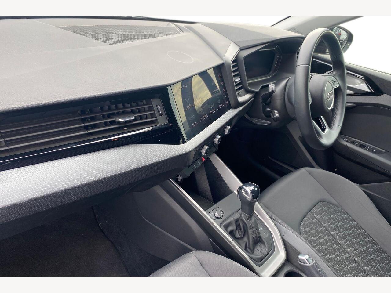 Used Audi A1 2024 for sale - 76678112: Photo 2