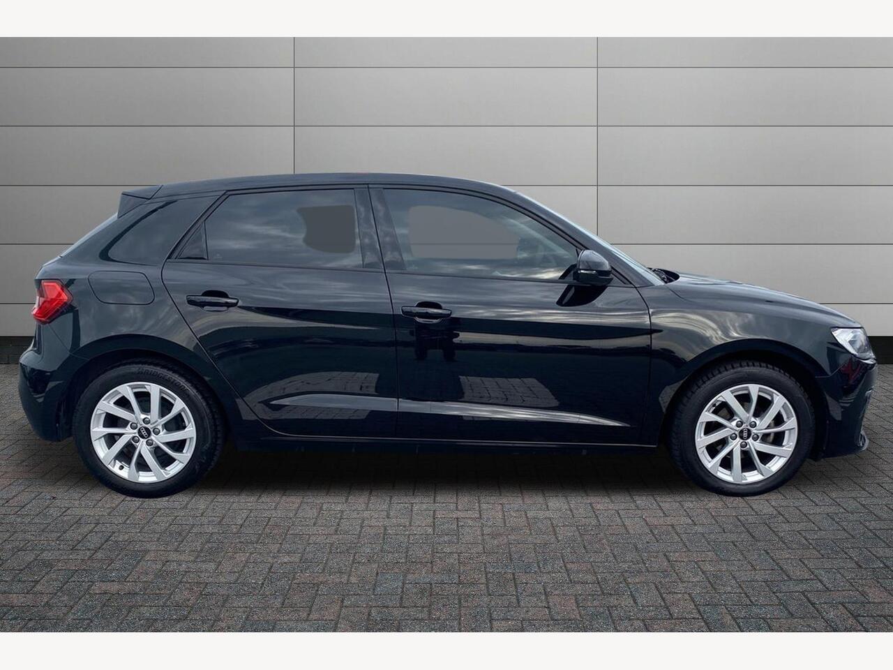 Used Audi A1 2024 for sale - 76678112: Photo 4