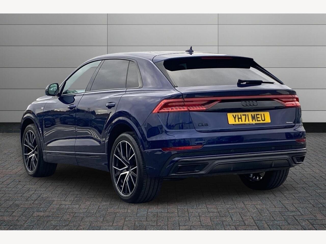 Used Audi Q8 2022 for sale - 76675005: Photo 3