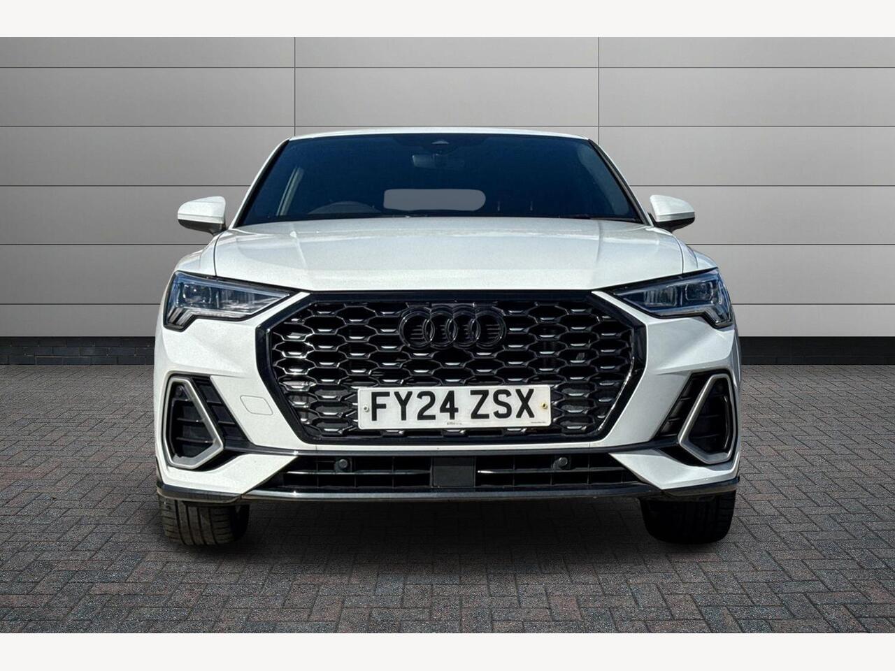 Used Audi Q3 2024 for sale - 77018222: Photo 10