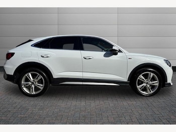 Used Audi Q3 2024 for sale - 77018222: Photo