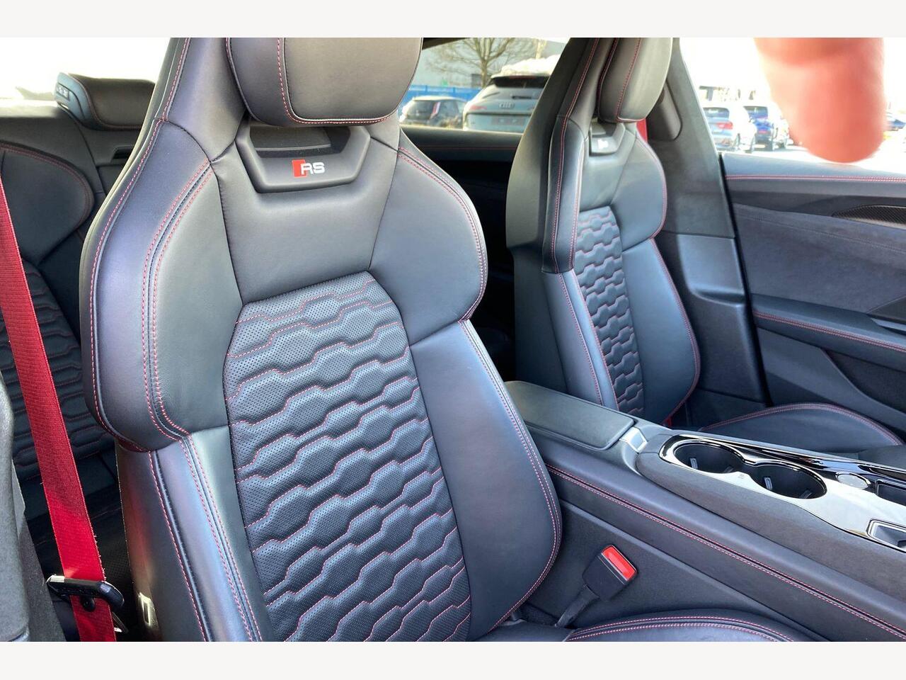 Used Audi RS e-tron GT 2022 for sale - 77673300: Photo 24