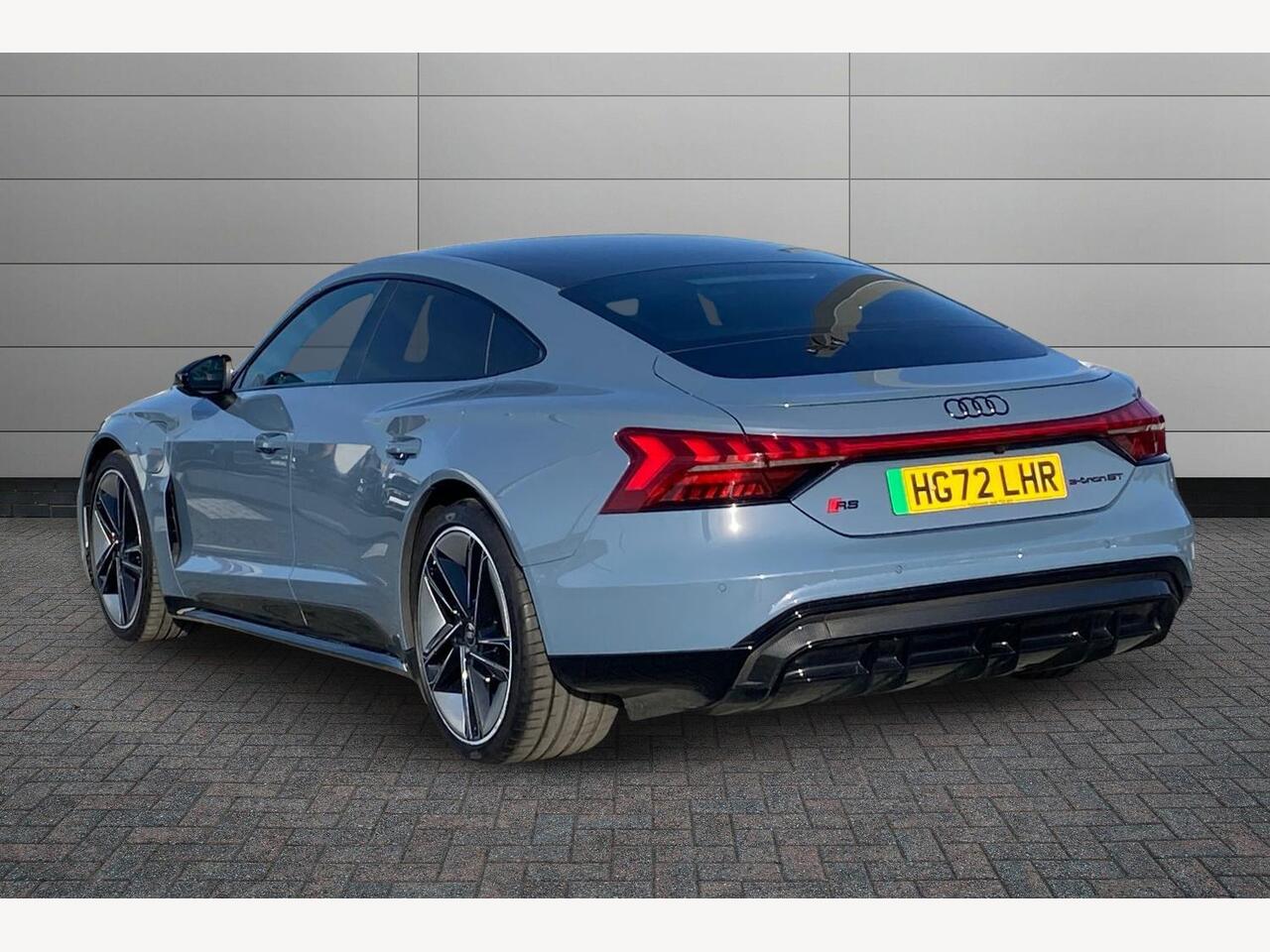 Used Audi RS e-tron GT 2022 for sale - 77673300: Photo 3