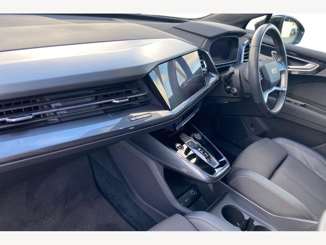 Used Audi Q4 e-tron 2023 for sale - 76675772: Photo 2