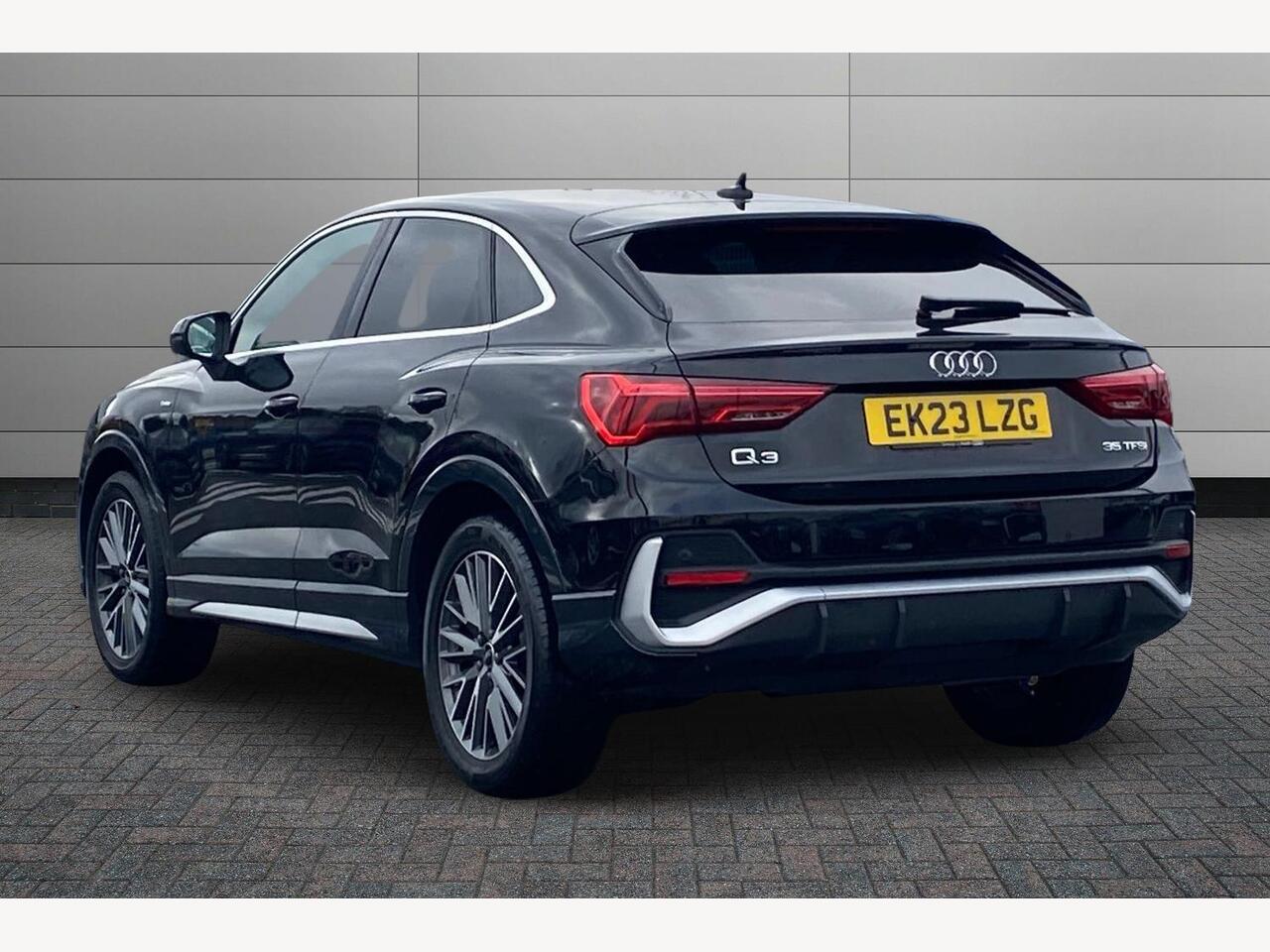 Used Audi Q3 2023 for sale - 77528683: Photo 4