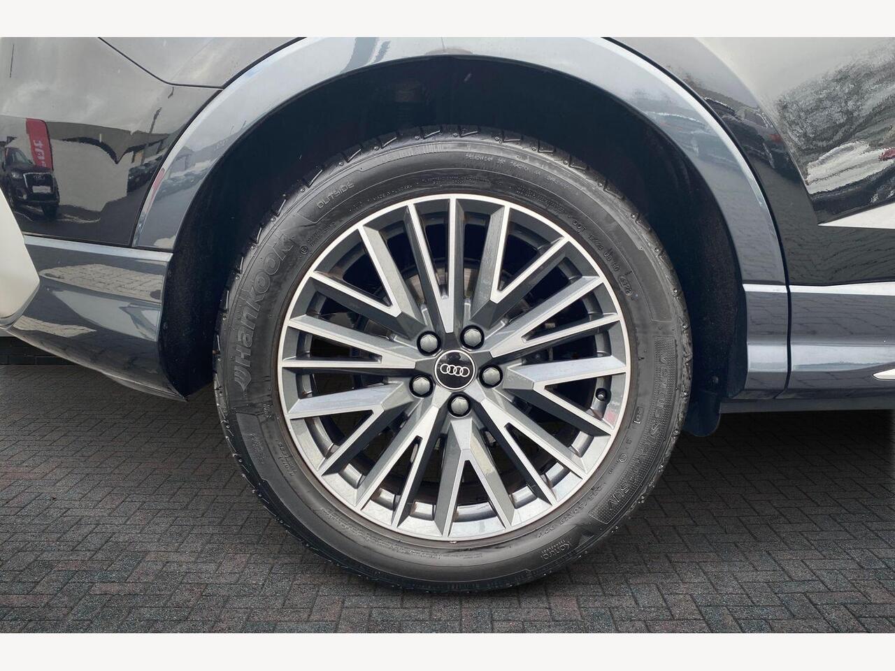 Used Audi Q3 2023 for sale - 77528683: Photo 6