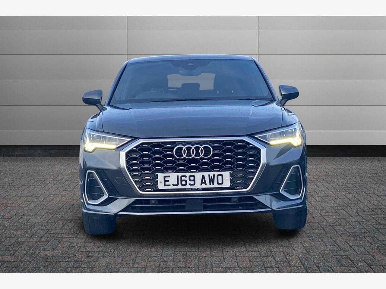 Used Audi Q3 2019 for sale - 77388668: Photo 10