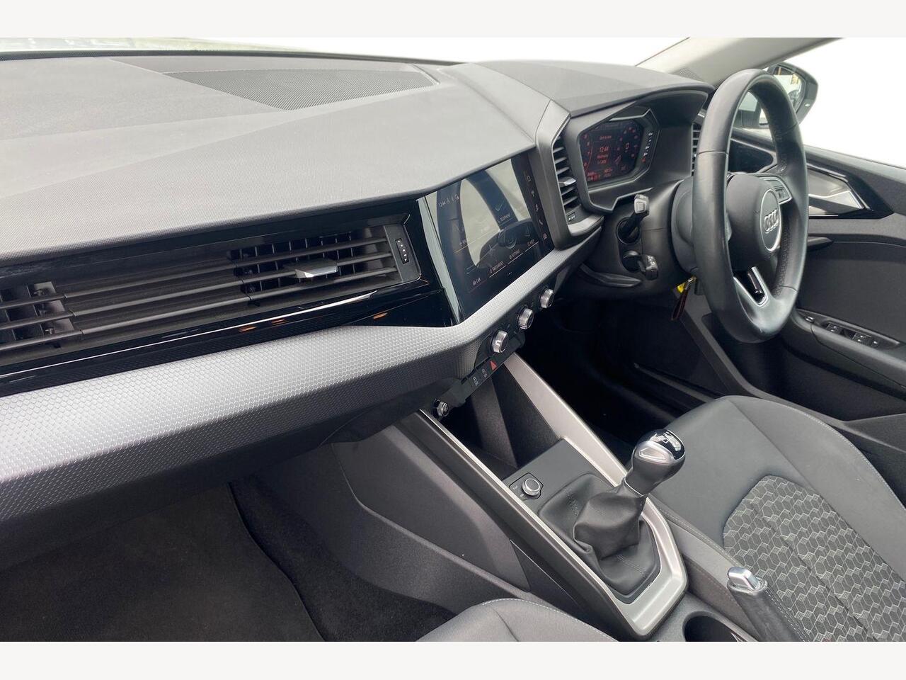 Used Audi A1 2023 for sale - 78098750: Photo 2