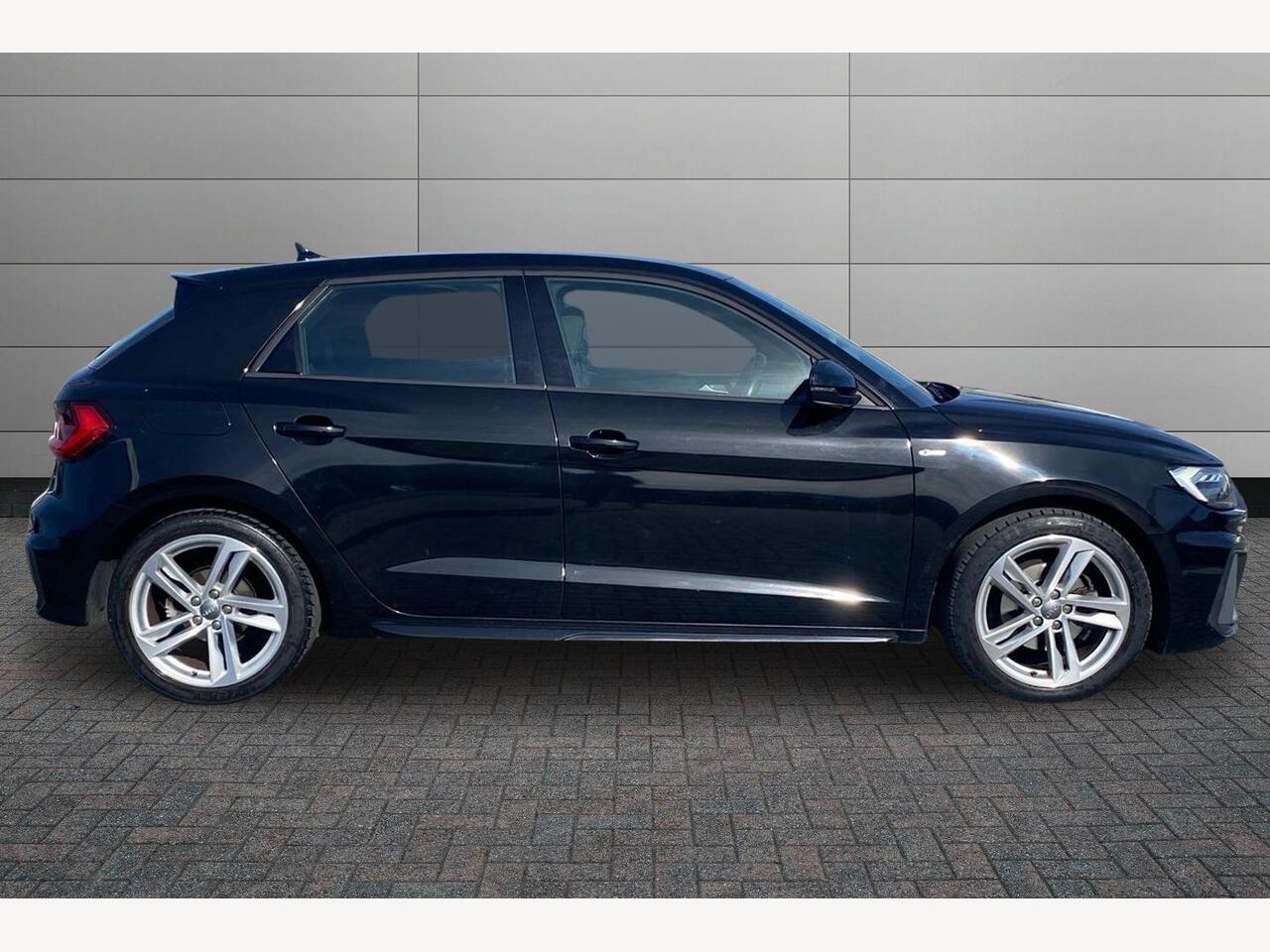 Used Audi A1 2020 for sale - 77725658: Photo 4