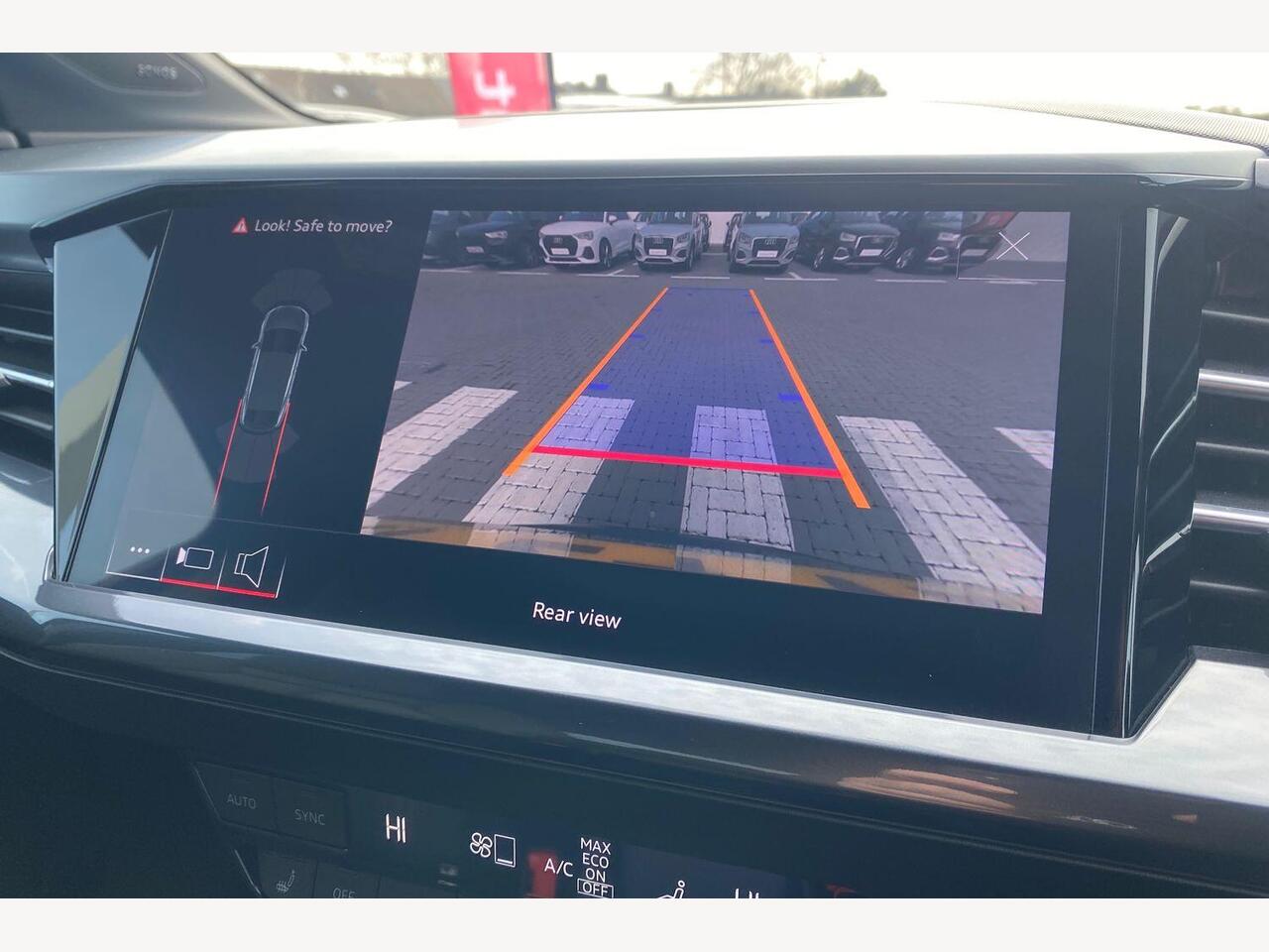 Used Audi Q4 e-tron 2024 for sale - 77910974: Photo 24