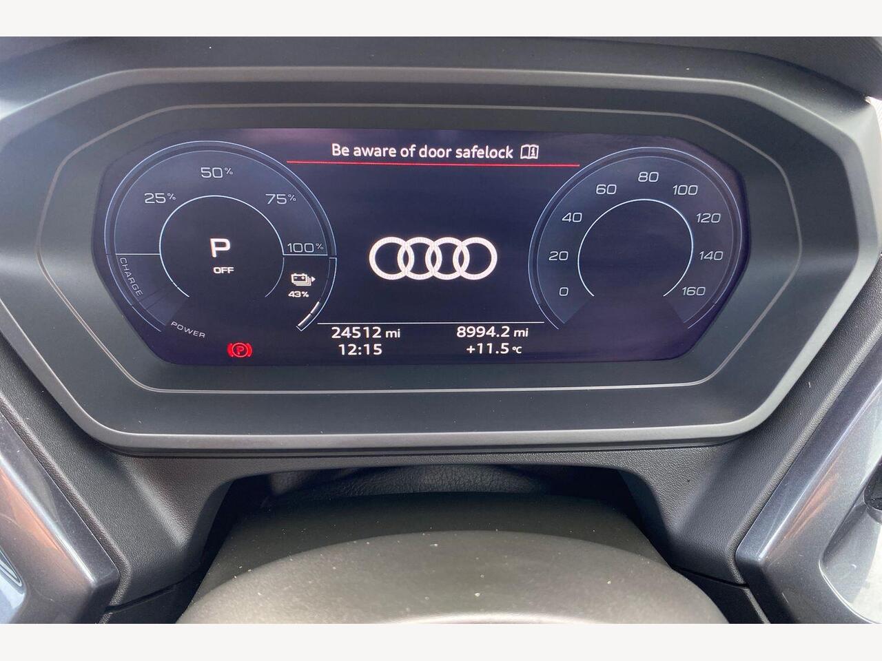 Used Audi Q4 e-tron 2024 for sale - 77910974: Photo 7