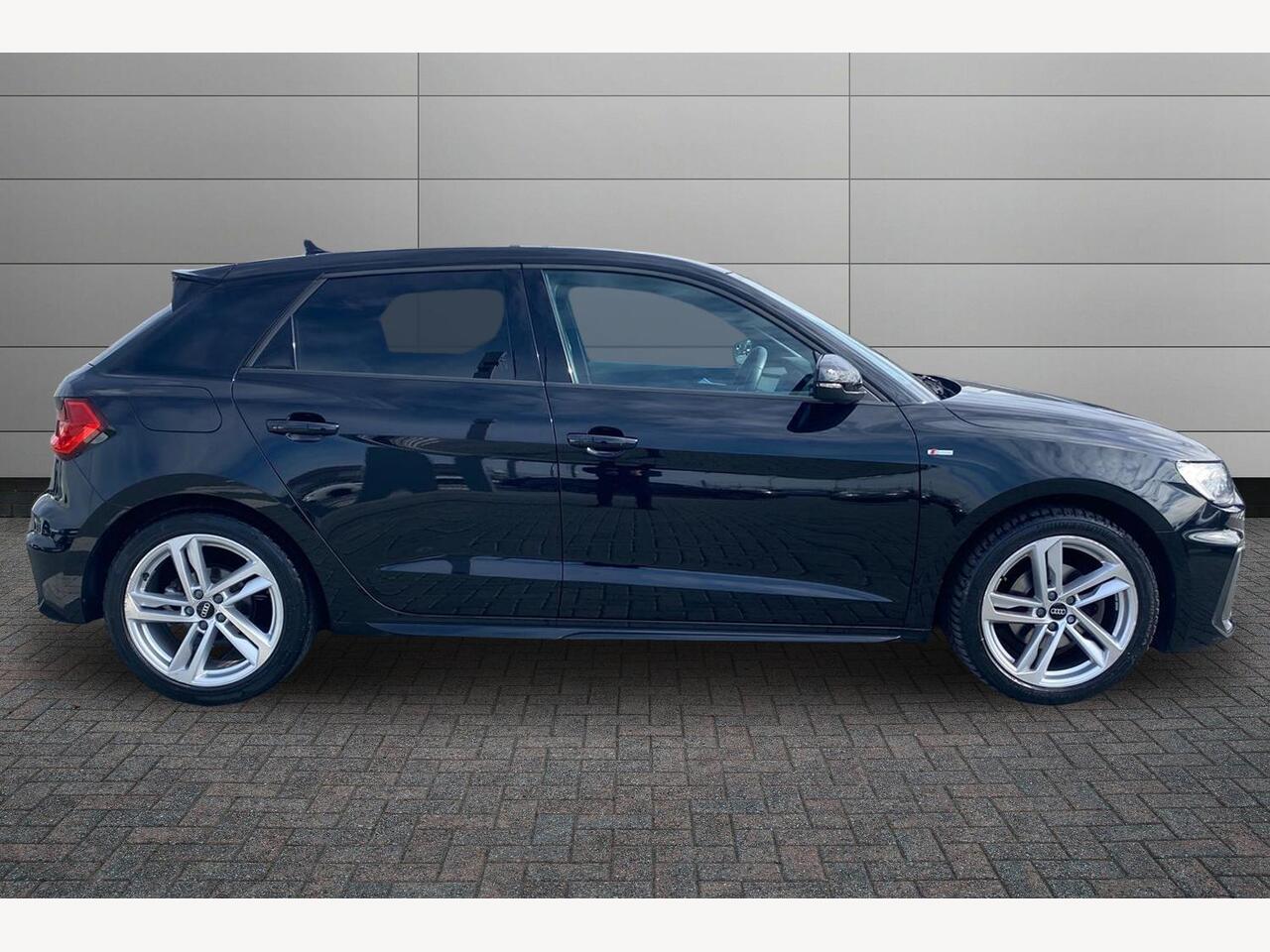 Used Audi A1 2023 for sale - 77826326: Photo 4