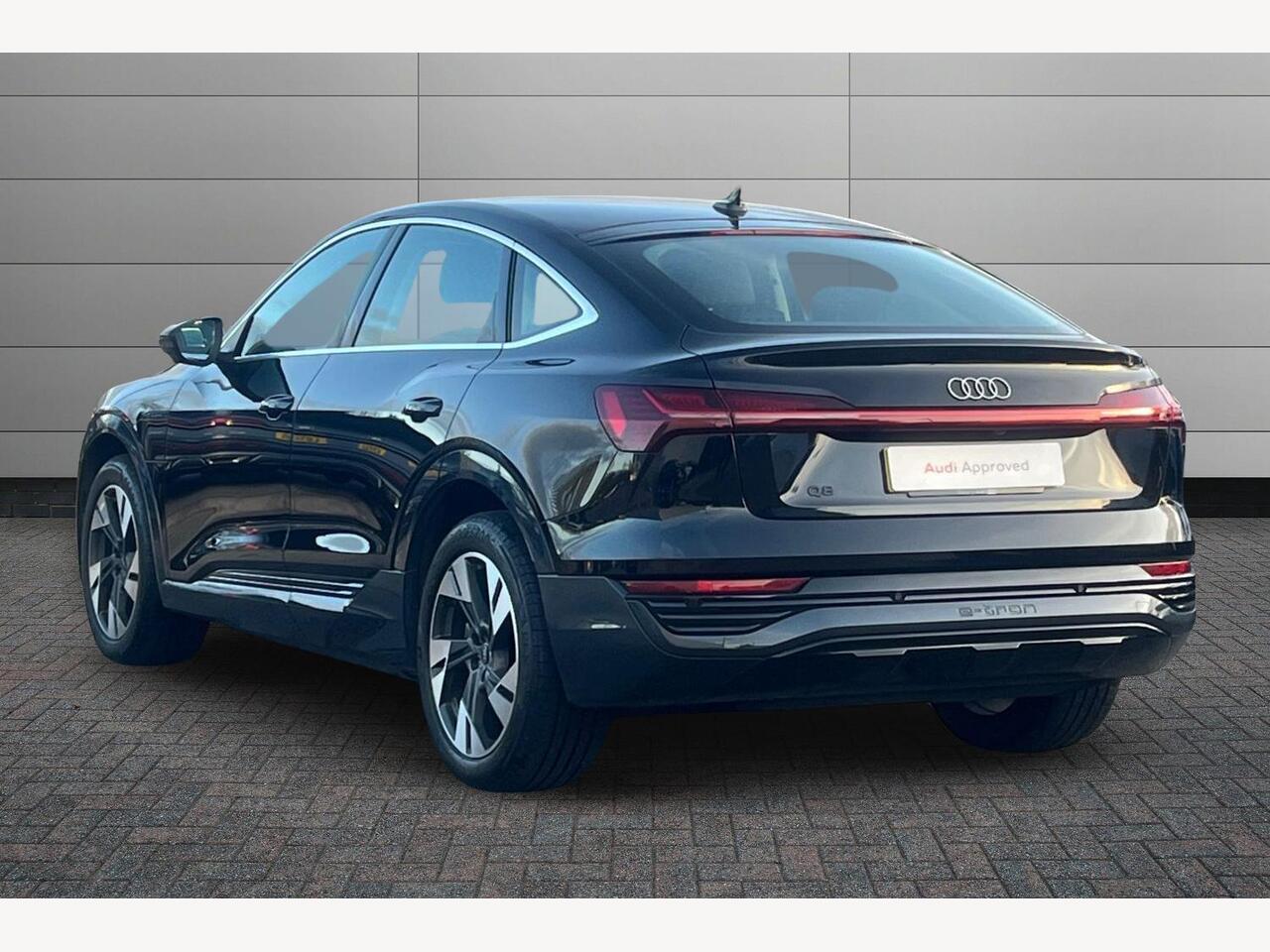 Used Audi Q8 2024 for sale - 78049271: Photo 3