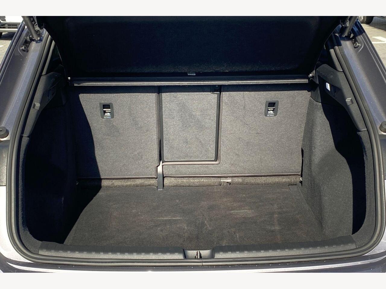 Used Audi Q4 e-tron 2025 for sale - 77927020: Photo 12