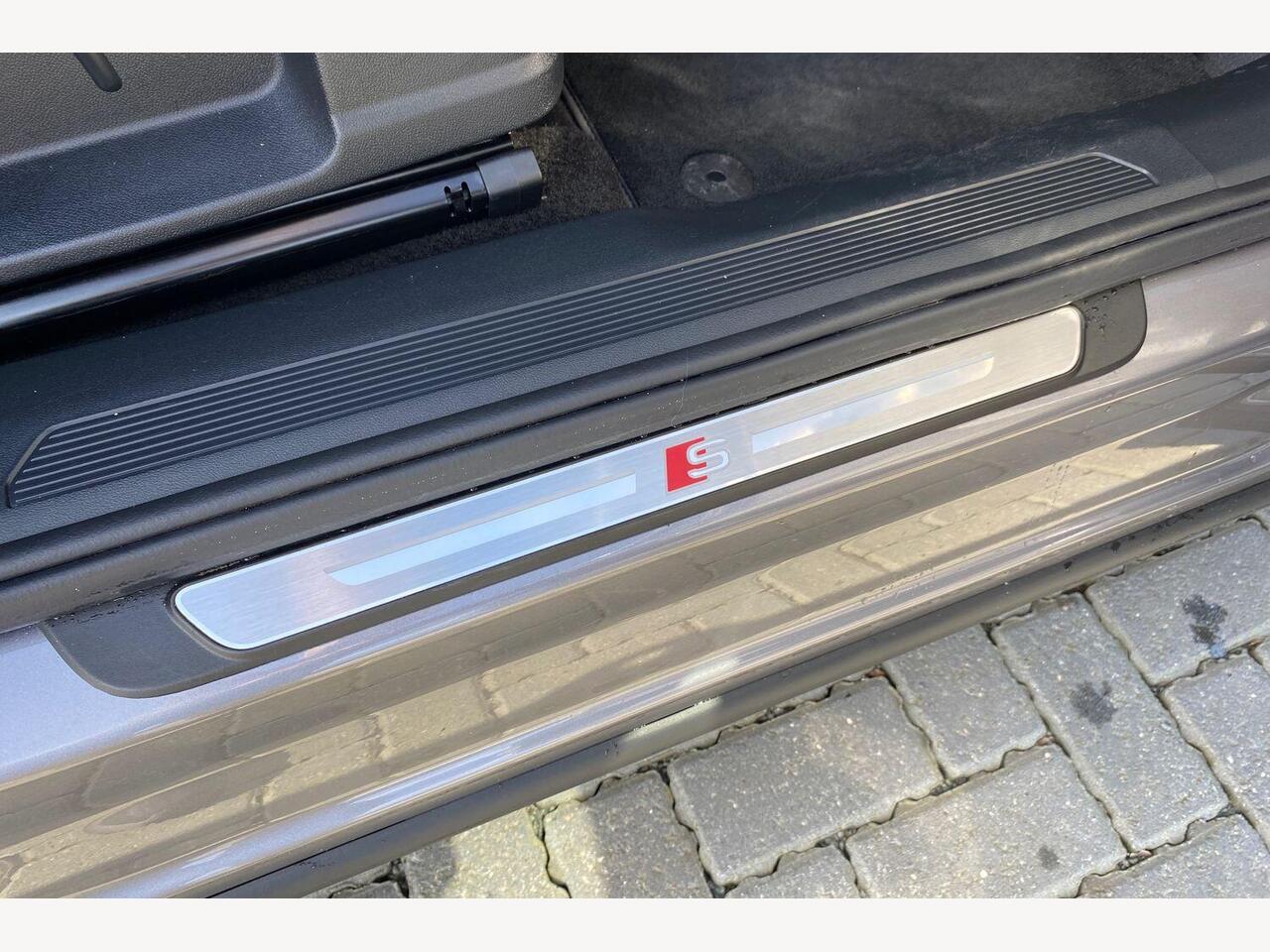 Used Audi Q4 e-tron 2025 for sale - 77927020: Photo 25