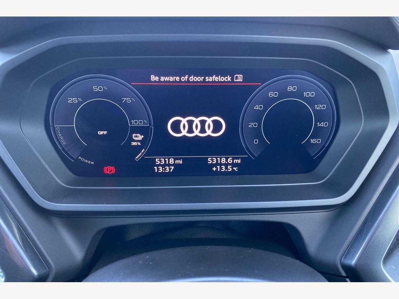 Used Audi Q4 e-tron 2025 for sale - 77927020: Photo 7