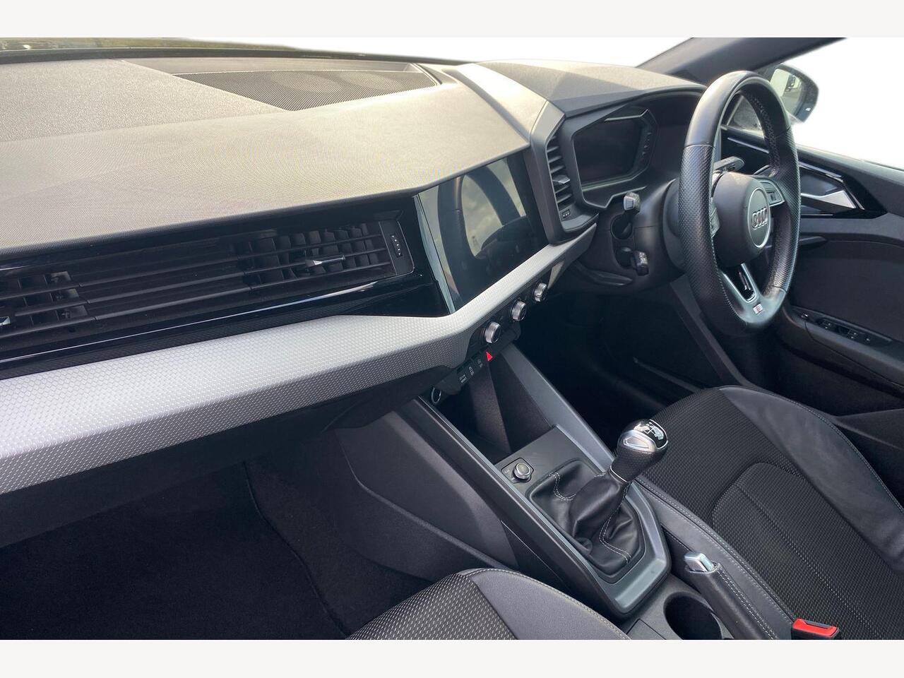 Used Audi A1 2022 for sale - 76674930: Photo 2