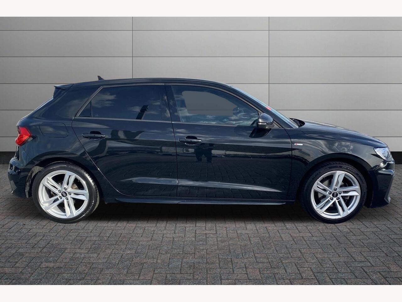 Used Audi A1 2022 for sale - 76674930: Photo 4