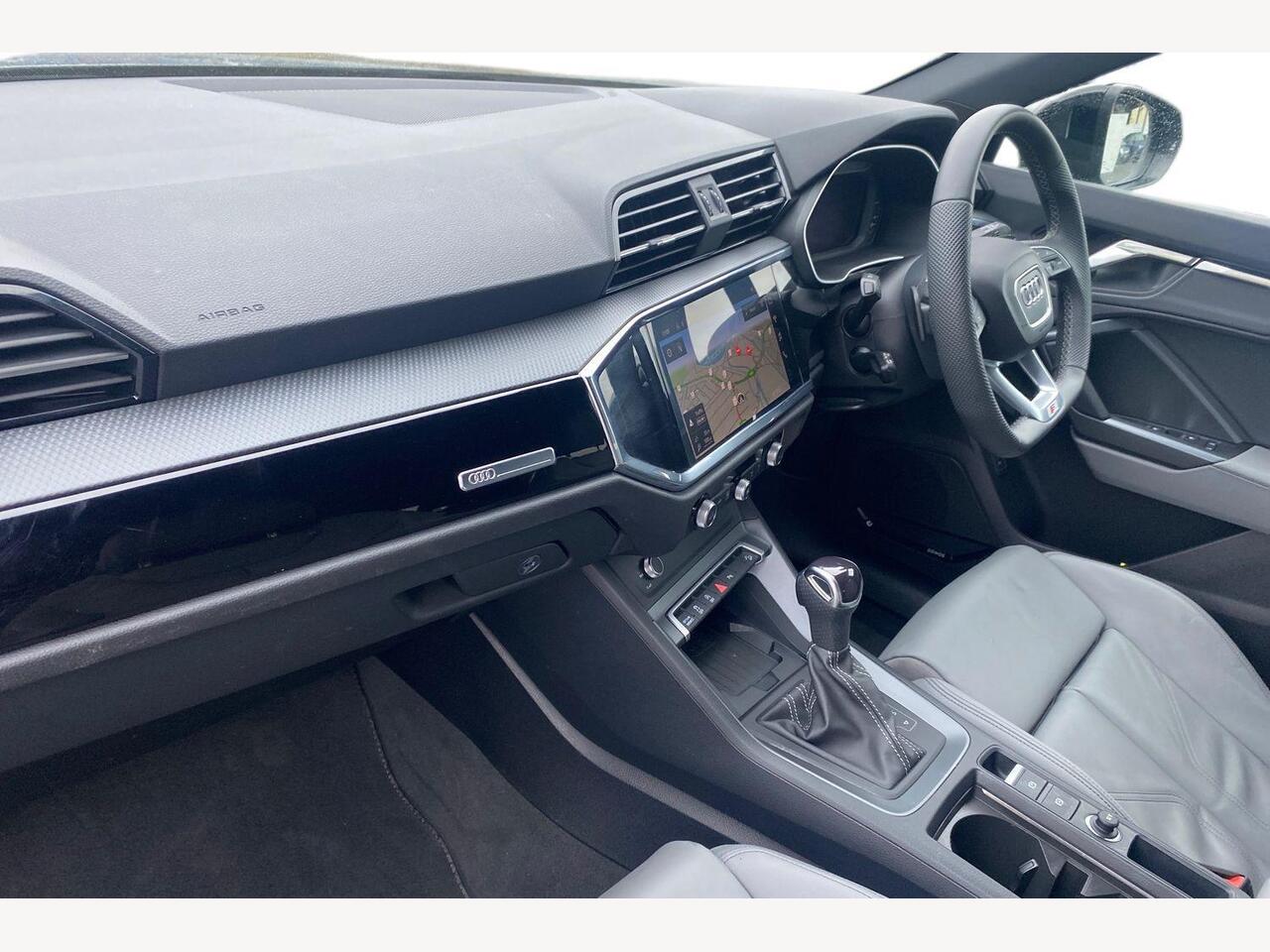 Used Audi Q3 2025 for sale - 77498354: Photo 2