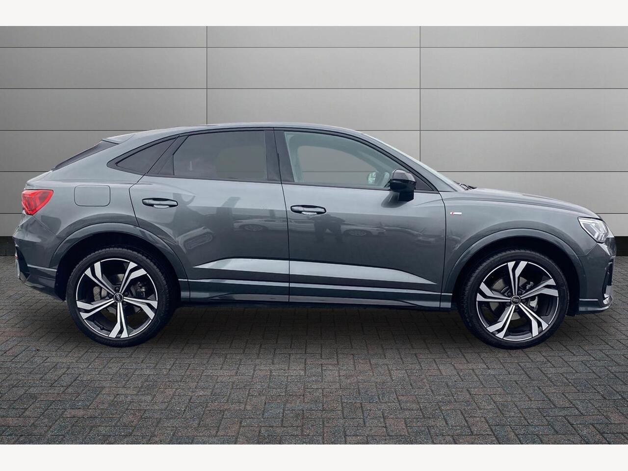 Used Audi Q3 2025 for sale - 77498354: Photo 5