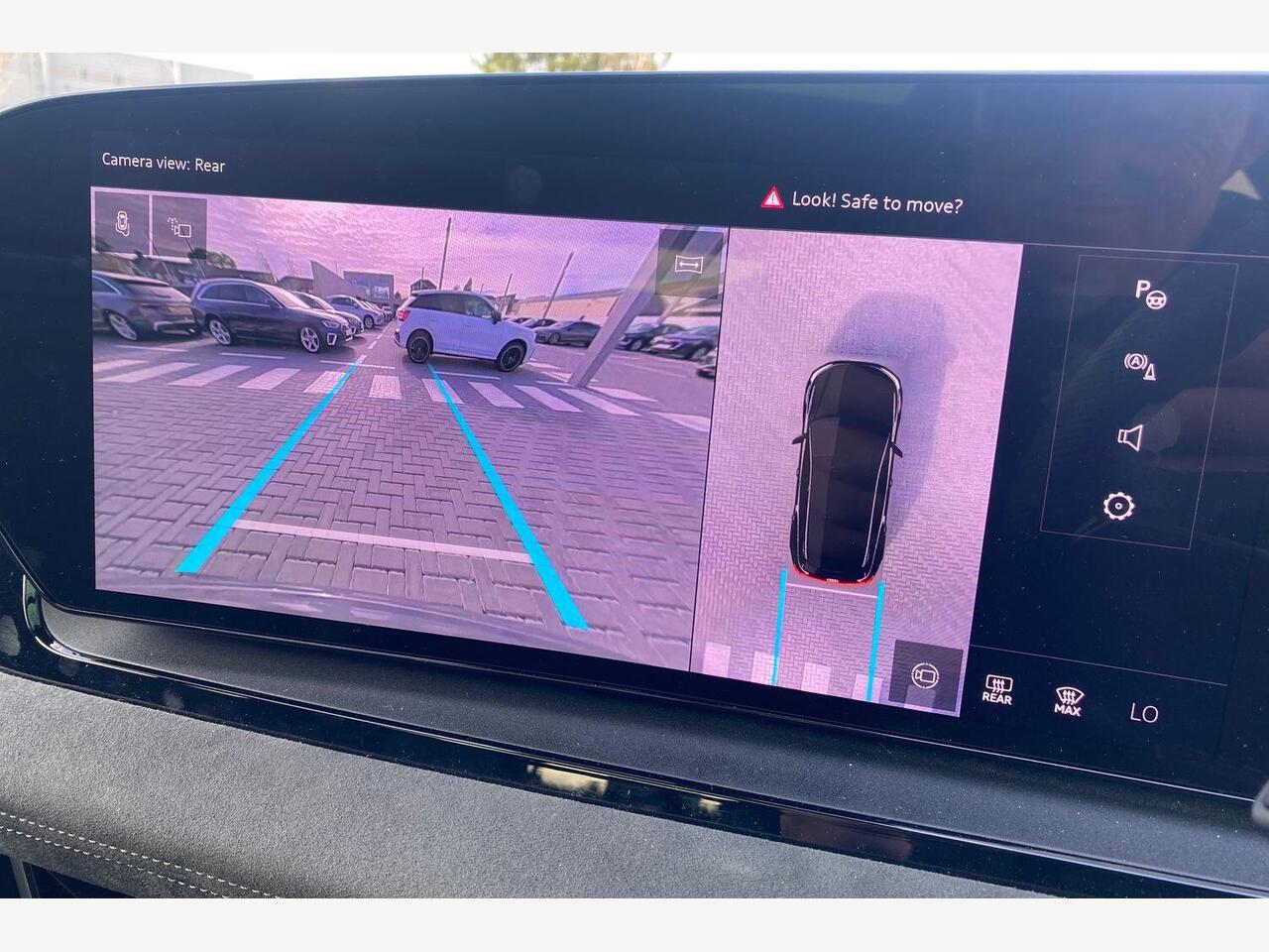 Used Audi Q6 e-tron 2025 for sale - 76787894: Photo 16