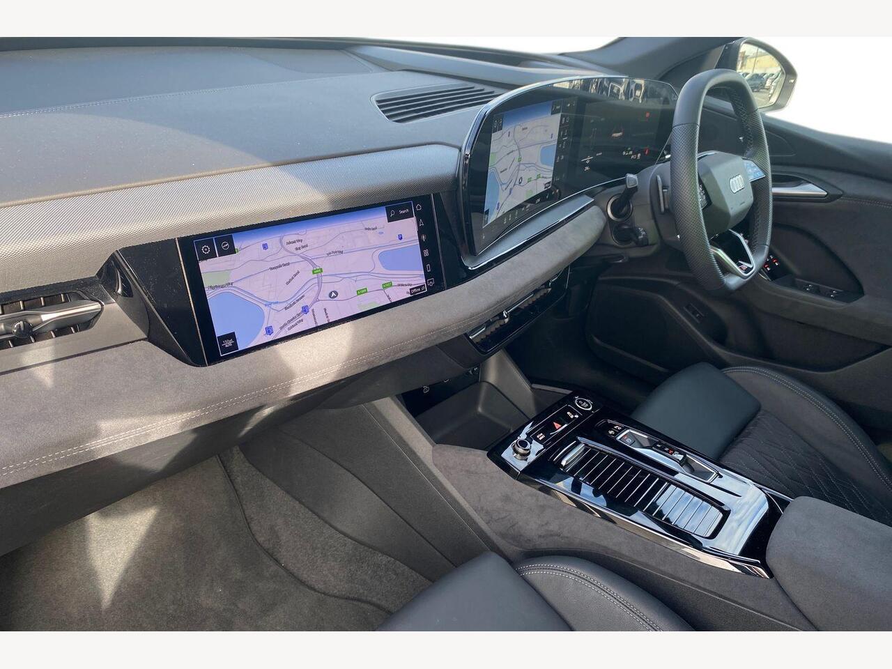 Used Audi Q6 e-tron 2025 for sale - 76787894: Photo 2