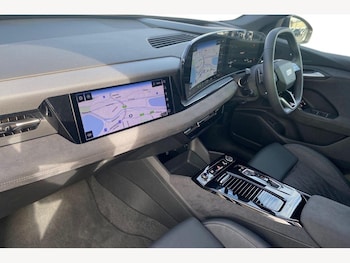 Used Audi Q6 e-tron 2025 for sale - 76787894: Photo