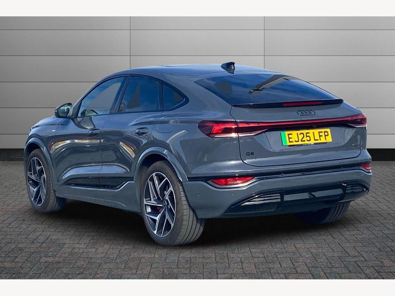 Used Audi Q6 e-tron 2025 for sale - 76787894: Photo 3