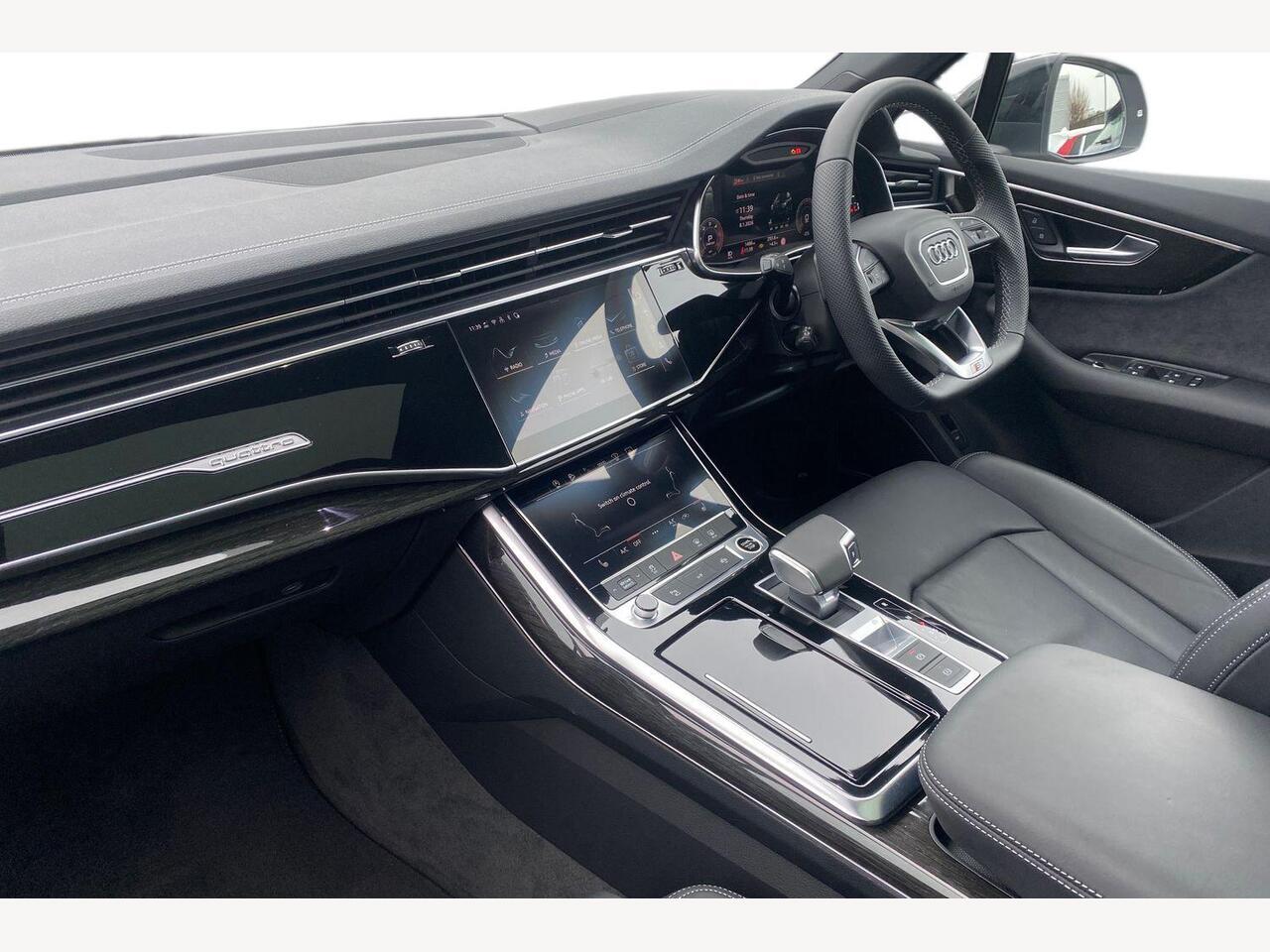 Used Audi Q7 2025 for sale - 77413531: Photo 2